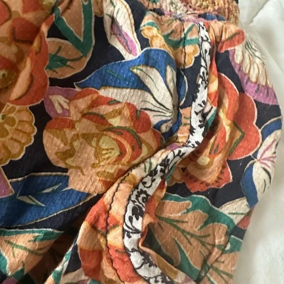 Anthropologie Vibrant Floral Joggers - Picture 7 of 13